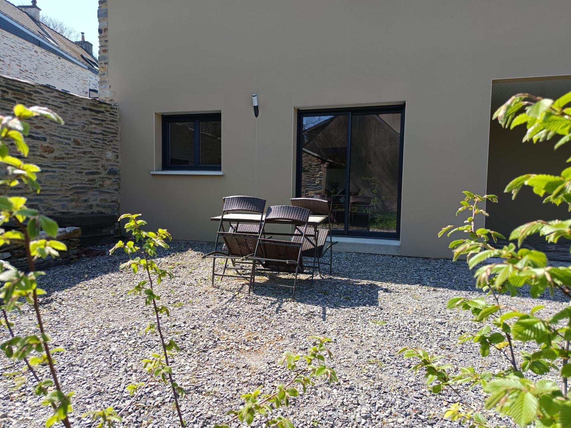 Appart Hotel La Gacilly-Centre Ville-Spa-Parking Exterior photo